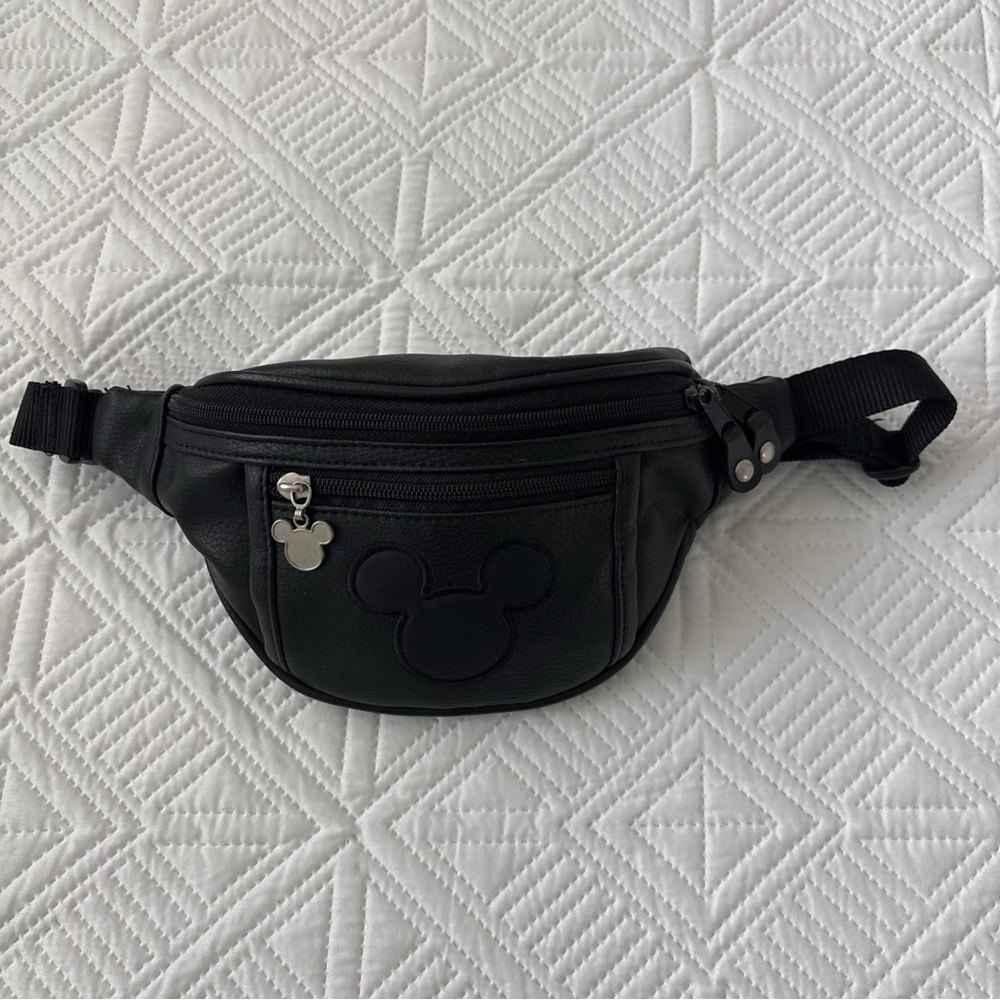 Walt Disney World Mickey Mouse Fanny Pack Faux Leather Pockets Adjustable Strap